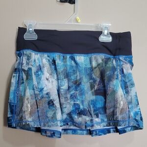 Lululemon Play Off The Pleats Blue Ray Patterned Women's Skirt Size 2